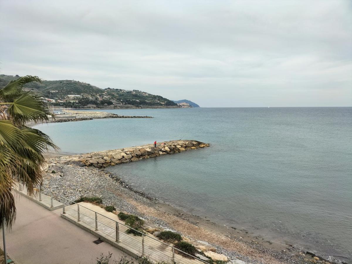 Casa Mariella San Lorenzo Al Mare Luaran gambar